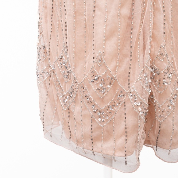 Pisarro Nights. Diamond Motif Mesh Blouson Gown In Blush. - Picture 15 of 16